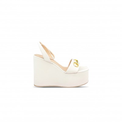 GUCCI PLATFORM SANDAL 813172 FAD2V 3210